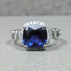 Art Deco style Blue Sapphire Ring